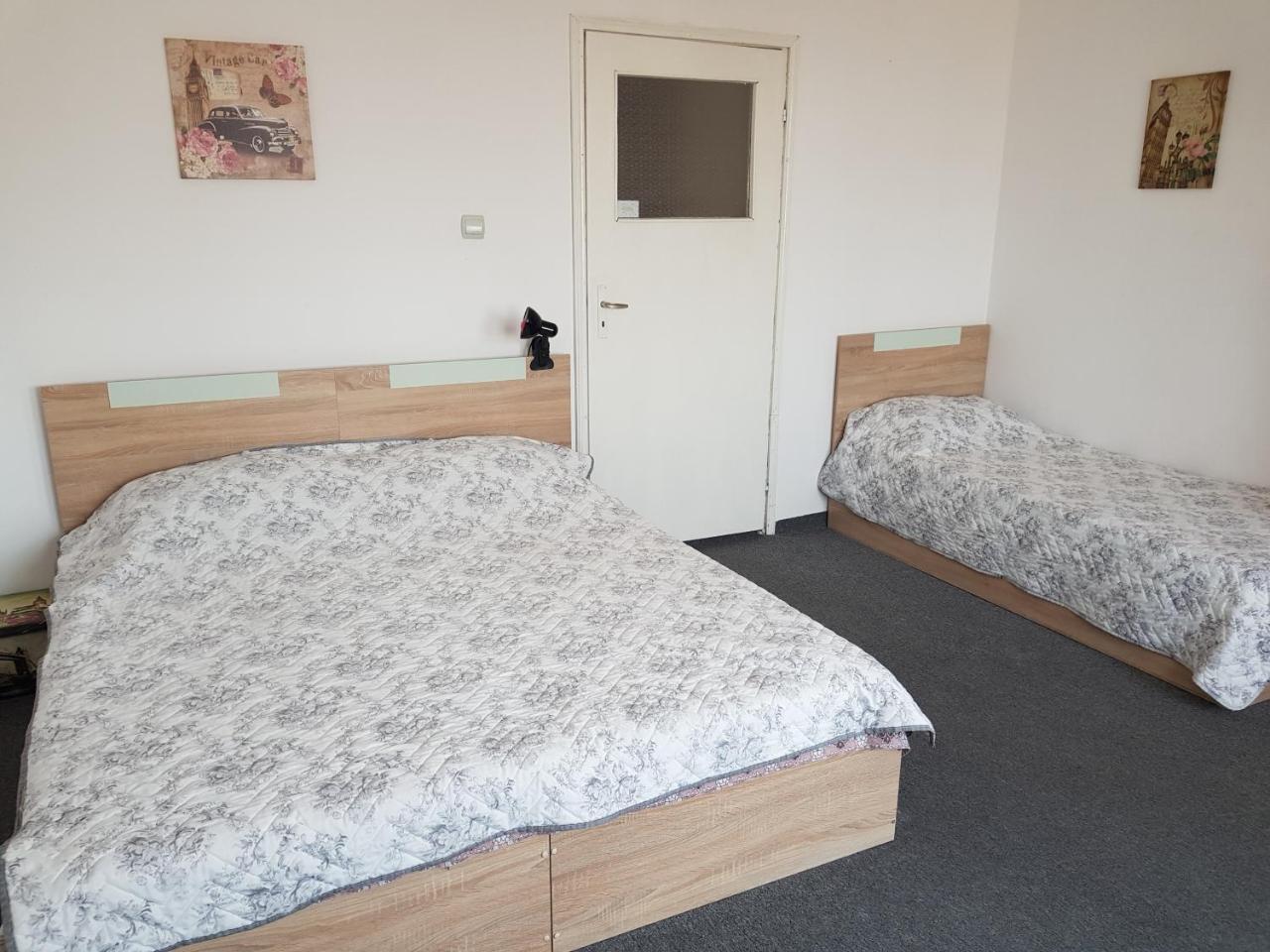 בלצ'יק Guest Rooms Radost מראה חיצוני תמונה